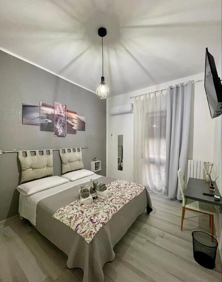 Rosaria'S Home Бриндизи Екстериор снимка